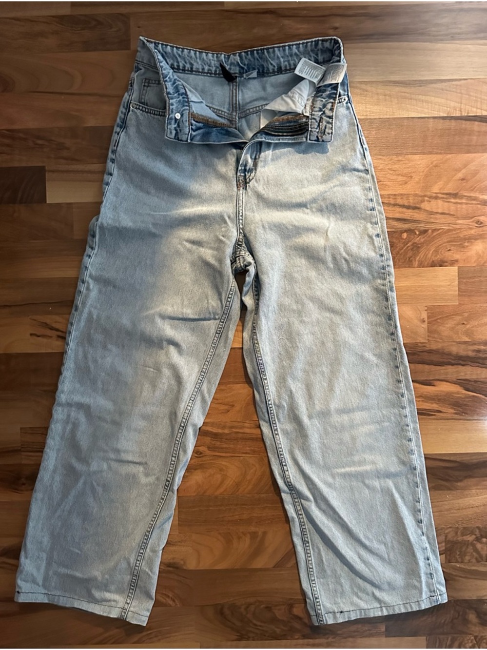 Light Wash Straight Leg Jeans